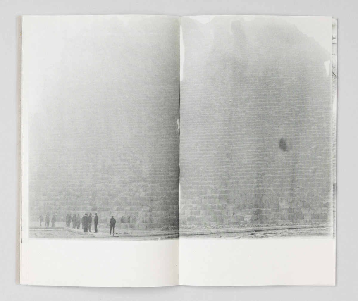 Ein Reprofoto des Selbstverlegten Buches "KAIRO DIARY" von Dörte Eißfeldt