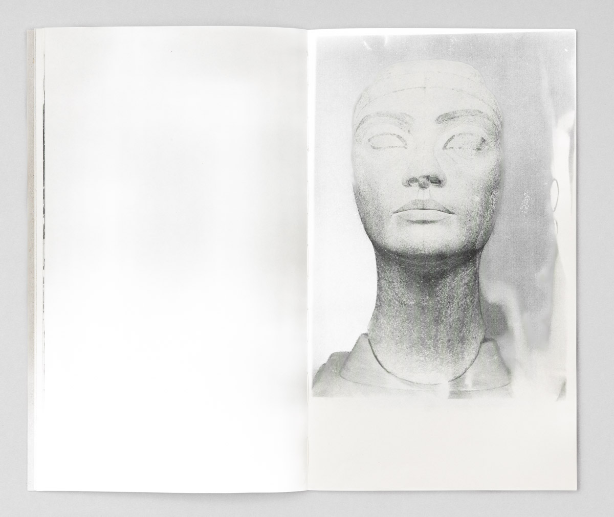 Ein Reprofoto des Selbstverlegten Buches "KAIRO DIARY" von Dörte Eißfeldt