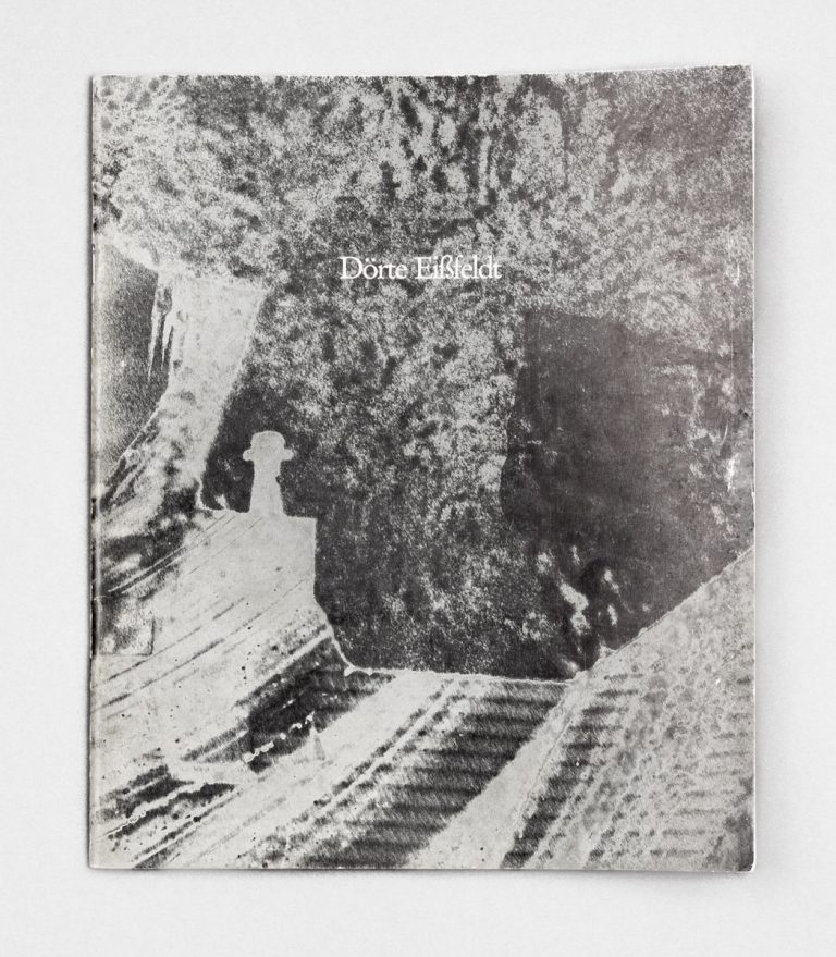 Ein Repro des Buch Lichtmontagen und Werkprozesse von 1987