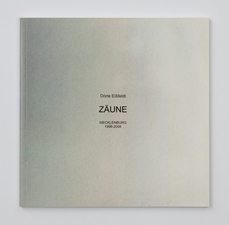 Ein Reprofoto des Buches Zäune von Dörte Eißfeldt